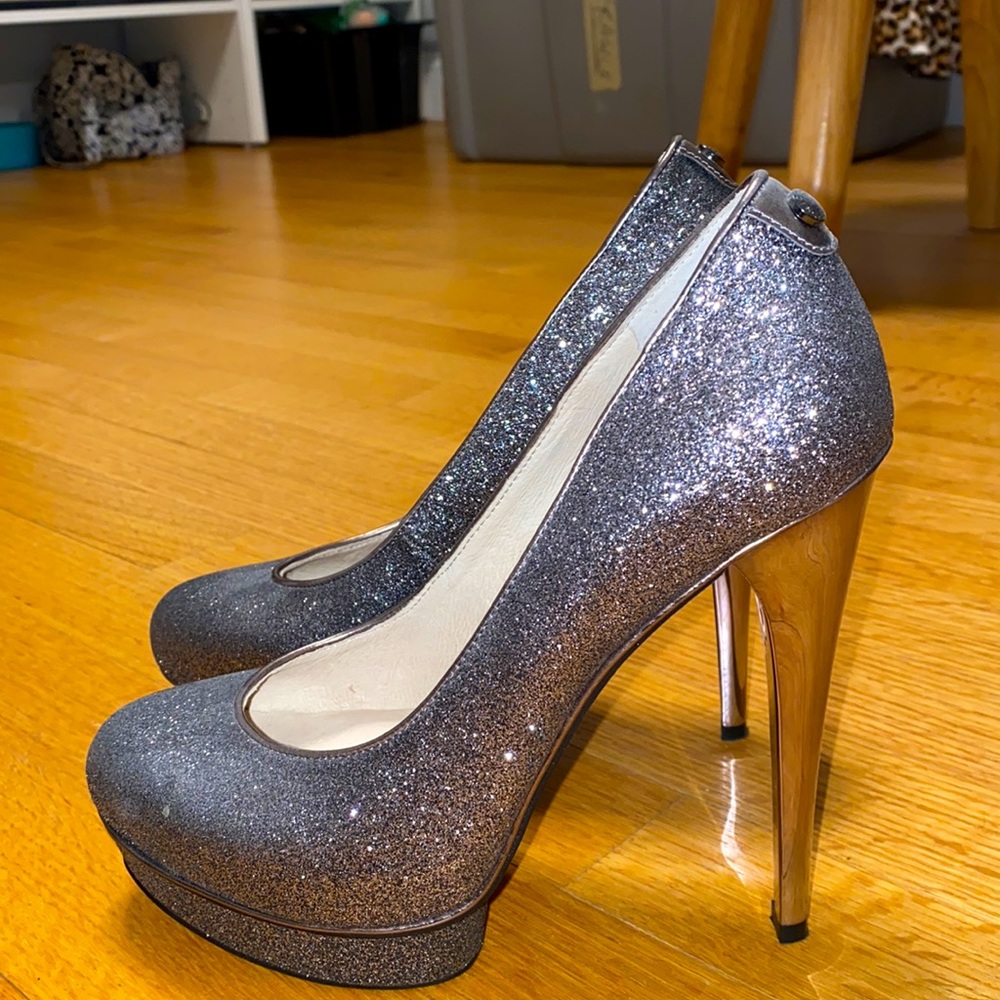 Michael kors pumps